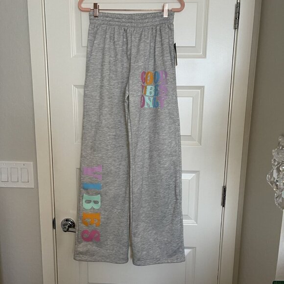 GREEN GODDESS OPEN LEG JOGGERS IN GREY. SIZE MED NEW (55) - Picture 1 of 10